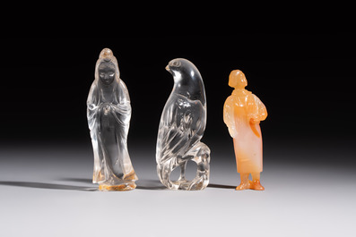 A group of ten Chinese hardstone and cherry amber carvings, 20th C.