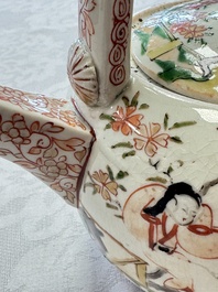 A Japanese Arita wine pot and cover with figural design, Edo, 17th C.