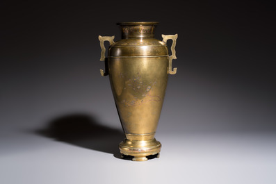 A fine and large Japanese mixed-metal bronze vase with handles, signed 'Dai Nihon Teikoku Ishikawa-ken Kanazawa Dōgyoku Kaisha sei', Meiji, 19th C.