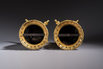 A pair of Belgian bronze and ormolu-mounted Japonism vases, Compagnie des Bronzes de Bruxelles, 19th C.