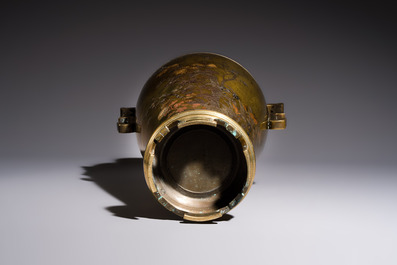 A fine and large Japanese mixed-metal bronze vase with handles, signed 'Dai Nihon Teikoku Ishikawa-ken Kanazawa Dōgyoku Kaisha sei', Meiji, 19th C.