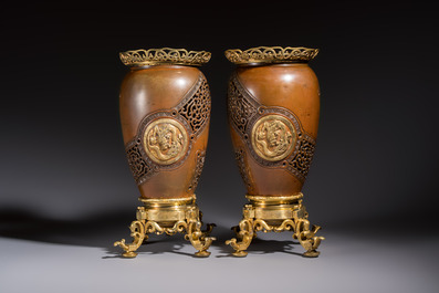 A pair of Belgian bronze and ormolu-mounted Japonism vases, Compagnie des Bronzes de Bruxelles, 19th C.