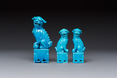 Six Chinese turquoise-glazed wares, 19/20th C.