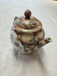 A Chinese famille rose 'Faux-Bois' teapot and three plates, Qianlong