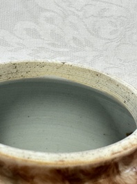 A Chinese famille rose 'Faux-Bois' teapot and three plates, Qianlong