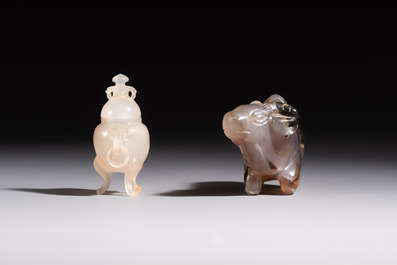 A group of ten Chinese hardstone and cherry amber carvings, 20th C.