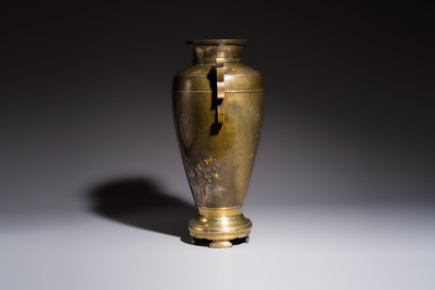A fine and large Japanese mixed-metal bronze vase with handles, signed 'Dai Nihon Teikoku Ishikawa-ken Kanazawa Dōgyoku Kaisha sei', Meiji, 19th C.