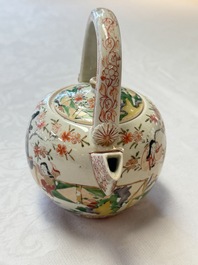 A Japanese Arita wine pot and cover with figural design, Edo, 17th C.