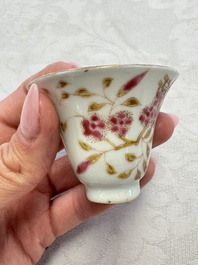 A Chinese famille rose wine pot and a pair of covered wine warming bowls with cups, Qianlong and Wang Fulong Zhi 汪福隆制 marks, 19/20th C.