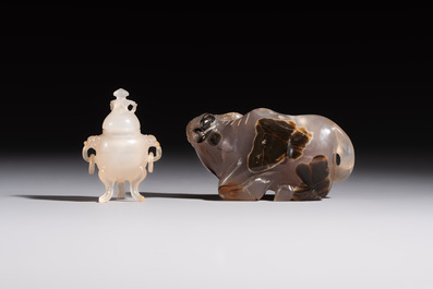A group of ten Chinese hardstone and cherry amber carvings, 20th C.