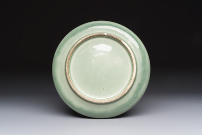 A Chinese green-glazed brush washer, 18th C.