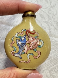 Five various Chinese cloisonn&eacute;, glass, horn and enamel snuff bottles, Qianlong mark, 19/20th C.
