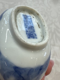 Five various Chinese blue and white snuff bottles, Yongzheng, Qianlong and Tongzhi marks, 19th C.