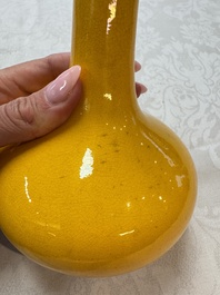 A Japanese Awaji yellow-glazed vase and a white-glazed 'Monkey' group, 19/20th C.