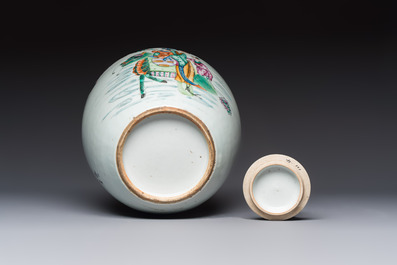 A Chinese famille rose vase with figural design and a covered jar, 19/20th C.