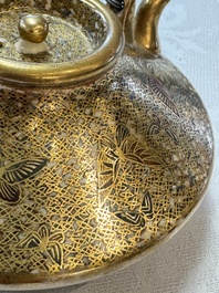 A fine Japanese Satsuma 'Butterflies' teapot and cover, Hattori 服部 mark, Meiji, 19th C.
