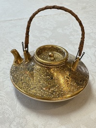 A fine Japanese Satsuma 'Butterflies' teapot and cover, Hattori 服部 mark, Meiji, 19th C.