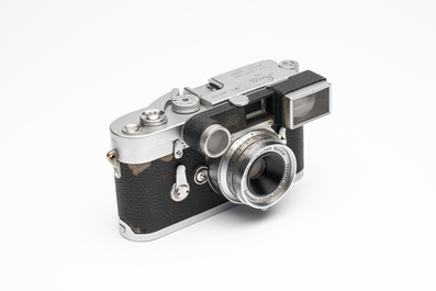 A Leica M3 Double Stroke with goggled Summaron 35 mm F3.5 lens