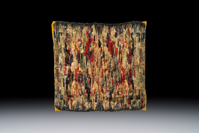 A Chinese yellow-ground kesi silk 'Dragon' panel, 18/19th C.