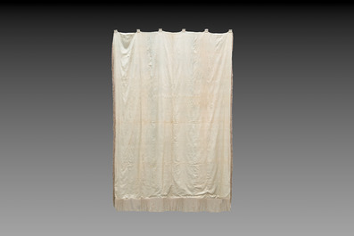 A large Chinese cream-ground gold-thread-embroidered silk 'Dragon' panel, 19th C.