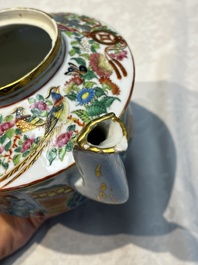 A Chinese Canton famille rose 20-piece tea service with figural design, 19th C.