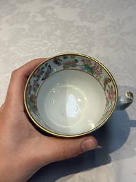 A Chinese Canton famille rose 20-piece tea service with figural design, 19th C.