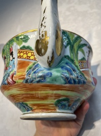 A Chinese Canton famille rose 20-piece tea service with figural design, 19th C.