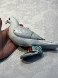 A pair of Chinese famille rose doves, Qianlong
