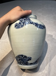A pair of unusual Japanese Arita blue and white 'Unfinished' vases, Edo, 17/18th C.