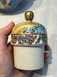 A Chinese Canton famille rose 20-piece tea service with figural design, 19th C.