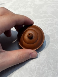 A Chinese Yixing stoneware teapot and cover, signed Hui Mengchen 惠孟臣, 20th C.