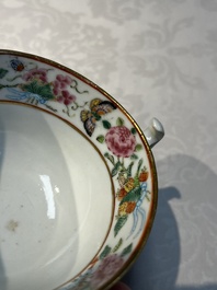 A Chinese Canton famille rose 20-piece tea service with figural design, 19th C.