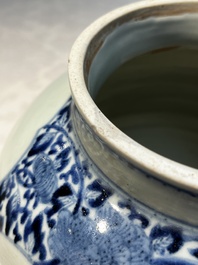 A pair of unusual Japanese Arita blue and white 'Unfinished' vases, Edo, 17/18th C.