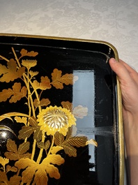 A large Japanese gilt-lacquered 'Rooster' tray, Meiji, ca. 1900