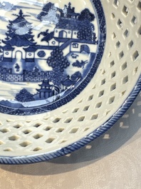 Six Chinese blue and white reticulated baskets with pagodas along a river, Qianlong