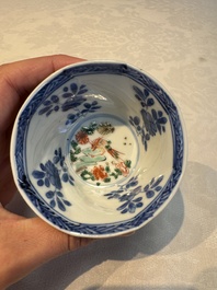 Two Chinese famille verte cups and four saucers, lingzhi and jade marks, Kangxi
