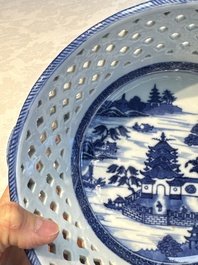 Six Chinese blue and white reticulated baskets with pagodas along a river, Qianlong