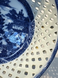 Six Chinese blue and white reticulated baskets with pagodas along a river, Qianlong