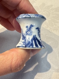 A small Chinese blue and white covered vase and a miniature salt, Kangxi