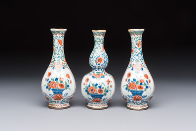 Three polychrome Dutch Delft cashmere palette bottle vases, first quarter 18th C.