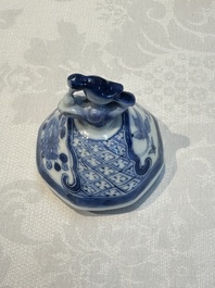 A rare Chinese blue and white five-piece garniture in Dutch Delft style, Kangxi mark, 19th C.