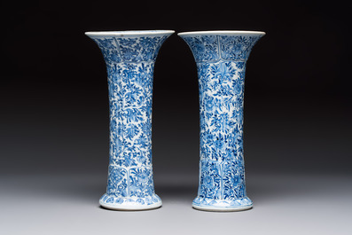 A Chinese blue and white five-piece garniture with floral design, Kangxi