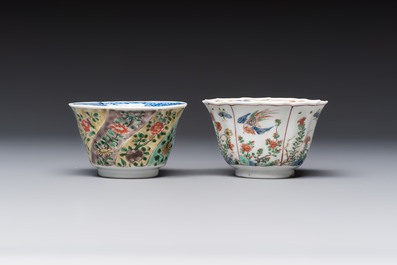 Two Chinese famille verte cups and four saucers, lingzhi and jade marks, Kangxi