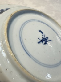 Two Chinese famille verte cups and four saucers, lingzhi and jade marks, Kangxi