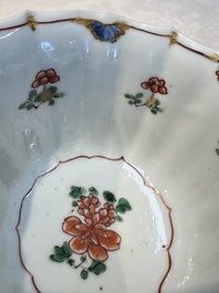 Two Chinese famille verte cups and four saucers, lingzhi and jade marks, Kangxi