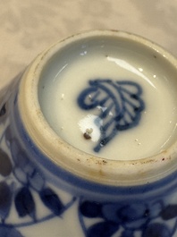 A small Chinese blue and white covered vase and a miniature salt, Kangxi