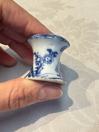 A small Chinese blue and white covered vase and a miniature salt, Kangxi
