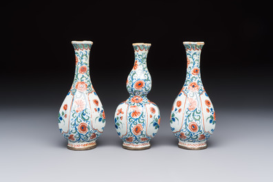 Three polychrome Dutch Delft cashmere palette bottle vases, first quarter 18th C.
