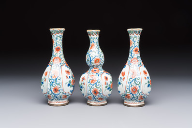 Three polychrome Dutch Delft cashmere palette bottle vases, first quarter 18th C.