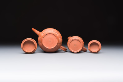 An English 4-piece engine-turned redware tea service, pseudo-Chinese marks, 2nd half 18th C.